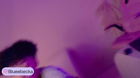Snapshot of beckablue chatting on April 2026 05:30:01 PM Beecckkkaaa online show from April 2026 05:30:01 PM