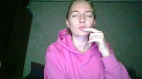BeckiXOlensy online show from May 2026 04:59:01 PM
