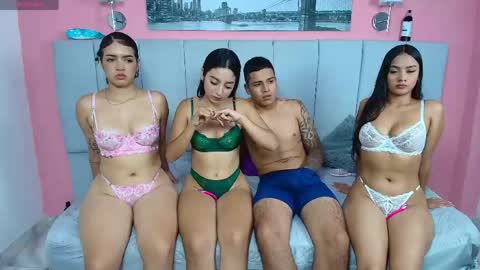 Snapshot of beibi_sin chatting on May 2026 07:22:02 PM Lucy online show from May 2026 07:22:02 PM