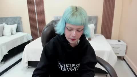 Snapshot of bela_craxkerr chatting on June 2026 12:48:01 PM Bela online show from June 2026 12:48:01 PM
