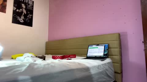 Snapshot of bela_noir chatting on May 2026 02:19:01 AM bela_noir online show from May 2026 02:19:01 AM