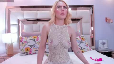 Snapshot of belinda_dulce chatting on May 2026 04:09:02 AM Belinda online show from May 2026 04:09:02 AM