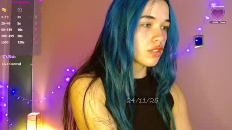   online show from November 2025 03:45:01 PM