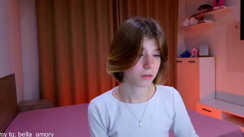 Bella online show from December 2025 11:57:02 PM