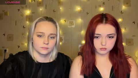 bella_and_alice online show from January 2026 03:27:01 PM