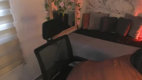 Snapshot of bella_desi chatting on May 2026 01:27:02 PM Dessi online show from May 2026 01:27:02 PM