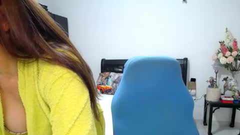 Bella online show from July 2026 06:05:01 PM
