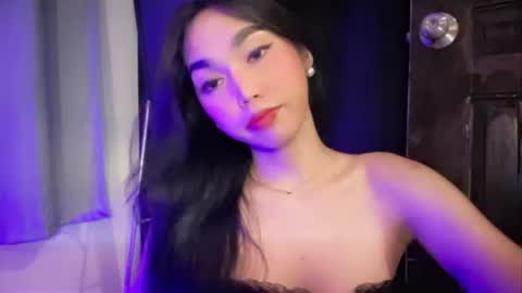 Snapshot of bella_goddestxxx chatting on June 2026 06:19:01 PM bella_goddestxxx online show from June 2026 06:19:01 PM