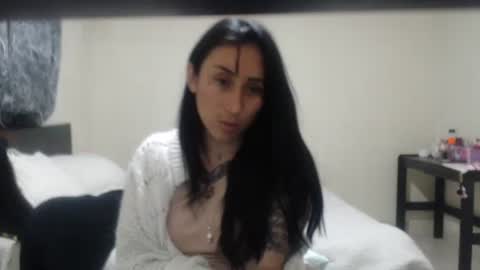 bella_luna34 online show from March 2026 11:43:01 PM