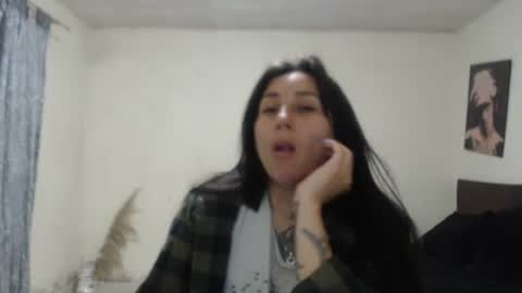 Snapshot of bella_luna34 chatting on June 2026 03:42:01 AM bella_luna34 online show from June 2026 03:42:01 AM