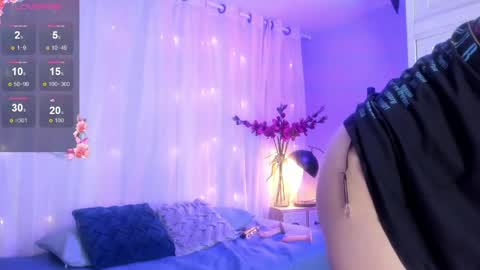 Snapshot of bella_milff chatting on May 2026 08:03:01 PM bella_milff online show from May 2026 08:03:01 PM