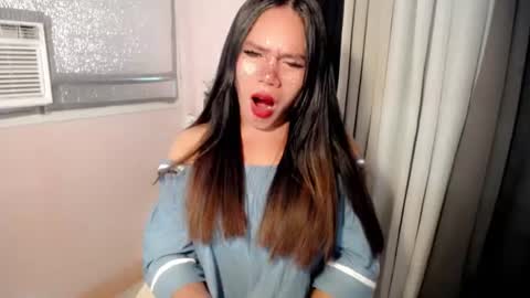 Snapshot of bella_ngo chatting on July 2026 11:53:02 PM bella_ngo online show from July 2026 11:53:02 PM