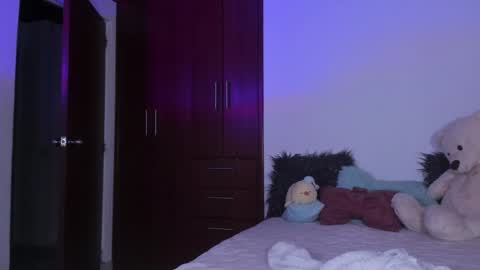 Snapshot of bella_sun_ chatting on January 2025 06:57:01 AM Valeria Model Independent online show from January 2025 06:57:01 AM