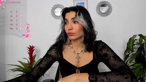 Bella online show from March 2025 04:53:01 PM