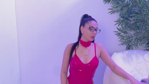 Snapshot of bella_vixen_ chatting on February 2026 09:56:02 PM Bella online show from February 2026 09:56:02 PM