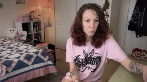 Snapshot of bellababy444 chatting on June 2026 04:31:01 PM bellababy444 online show from June 2026 04:31:01 PM