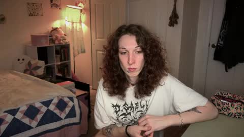 Snapshot of bellababy444 chatting on June 2026 05:32:02 AM bellababy444 online show from June 2026 05:32:02 AM