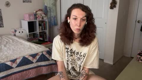 Snapshot of bellababy444 chatting on June 2026 05:06:01 PM bellababy444 online show from June 2026 05:06:01 PM