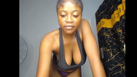 Snapshot of bellababy7 chatting on June 2026 05:35:02 PM bella online show from June 2026 05:35:02 PM