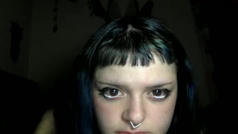 Snapshot of bellablue222 chatting on January 2025 03:22:02 AM bellablue online show from January 2025 03:22:02 AM