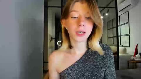 bellacams27 online show from October 2025 07:55:01 PM