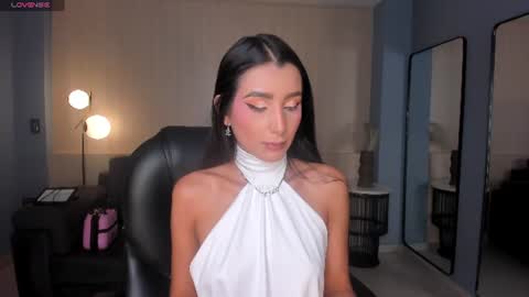 Snapshot of bellacarteer_ chatting on June 2026 08:03:01 PM Bella C online show from June 2026 08:03:01 PM