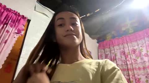 IM BELLA online show from April 2026 03:53:02 AM