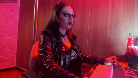 belladona_trix online show from December 2025 07:54:01 PM