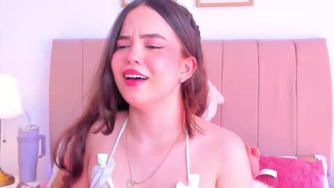 BellaFontana online show from January 2026 06:22:01 PM