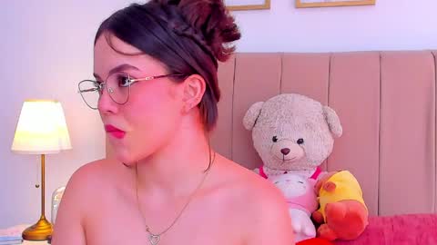 Snapshot of bellafontana chatting on May 2026 07:08:01 PM BellaFontana online show from May 2026 07:08:01 PM
