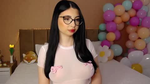 Snapshot of bellahere chatting on April 2026 06:33:01 AM Diana online show from April 2026 06:33:01 AM