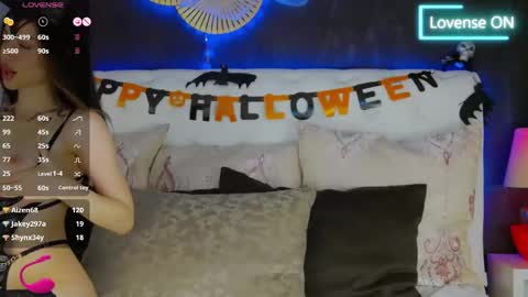 Bella online show from October 2025 03:13:01 PM