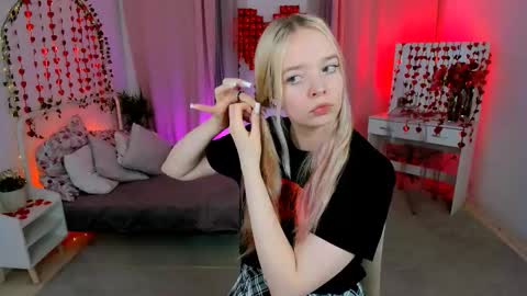 Snapshot of bellamontgomery chatting on February 2026 01:15:02 PM Bella online show from February 2026 01:15:02 PM