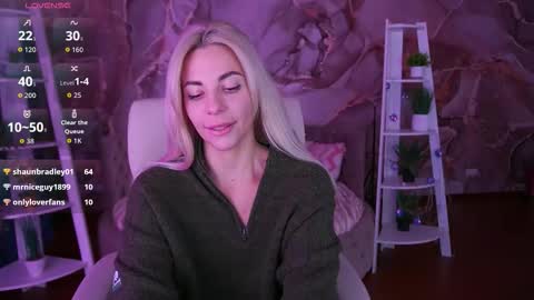 Snapshot of bellarayyy chatting on February 2026 03:27:02 AM Bella online show from February 2026 03:27:02 AM