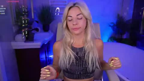 Snapshot of bellarayyy chatting on May 2026 05:56:01 AM Bella online show from May 2026 05:56:01 AM