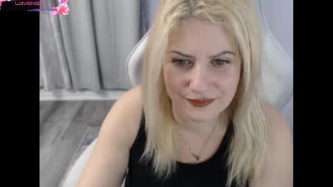 Starr40 online show from November 2025 12:22:02 PM