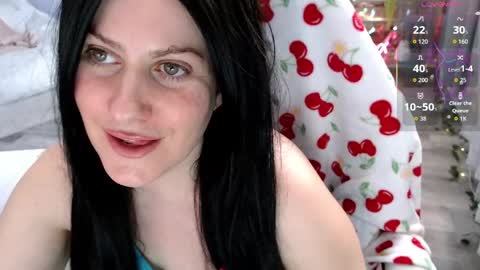 Snapshot of bellastar84 chatting on April 2026 03:03:02 PM Starr40 online show from April 2026 03:03:02 PM