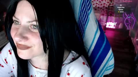 Snapshot of bellastar84 chatting on May 2026 09:38:01 AM Starr40 online show from May 2026 09:38:01 AM