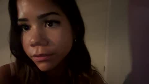 Snapshot of bellaxvideos chatting on January 2025 03:30:02 PM Bellaxo online show from January 2025 03:30:02 PM