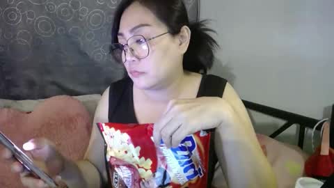 Snapshot of bellbabe chatting on January 2026 06:33:02 PM Bella online show from January 2026 06:33:02 PM