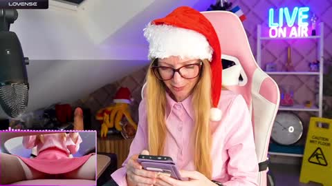 Snapshot of belle_alice chatting on December 2024 12:50:02 PM Alice online show from December 2024 12:50:02 PM