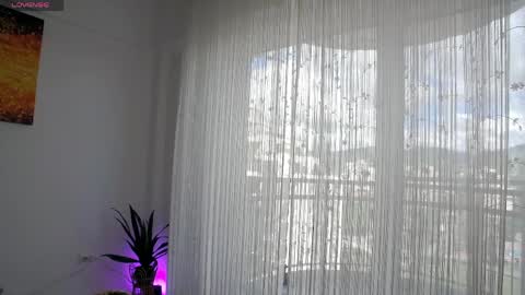 Snapshot of belle_blondy chatting on May 2026 10:42:01 AM belle_blondy online show from May 2026 10:42:01 AM