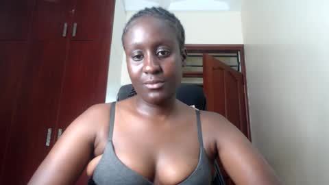 Snapshot of belle_estelles chatting on November 2025 12:19:01 AM belle_estelles online show from November 2025 12:19:01 AM