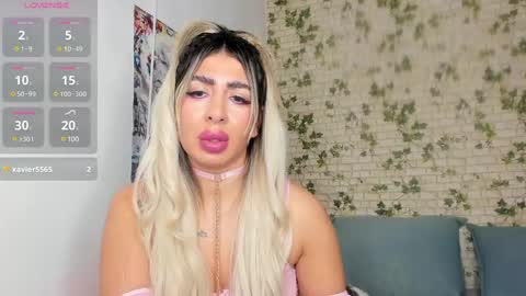 Snapshot of belle_hallle chatting on January 2025 07:31:02 PM LucyJelly online show from January 2025 07:31:02 PM