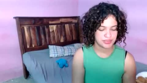 Snapshot of belle_katty000 chatting on June 2026 07:36:01 PM SOFIA online show from June 2026 07:36:01 PM