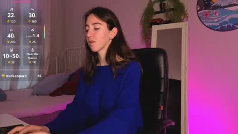 Bella online show from September 2025 02:52:02 PM