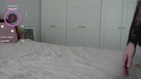 Snapshot of bellebabyboo chatting on June 2026 04:03:02 AM BELLE online show from June 2026 04:03:02 AM