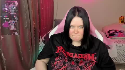 LinaBoo online show from March 2026 10:07:02 AM