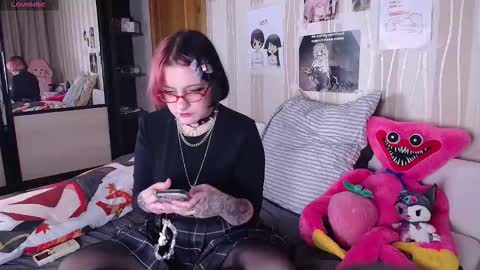 Snapshot of belokrys_nyan chatting on November 2025 03:22:02 PM Viki online show from November 2025 03:22:02 PM