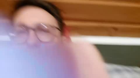 ben00189 online show from December 2024 06:42:02 PM